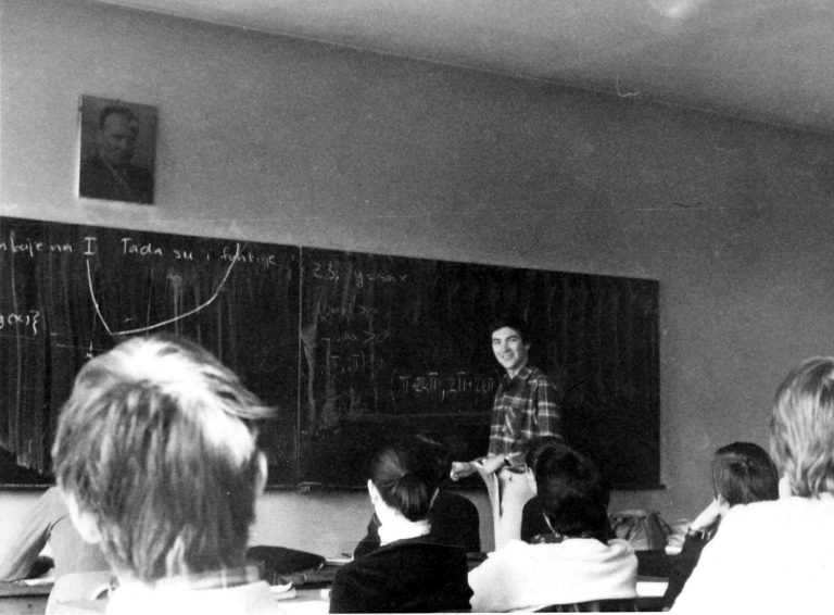 Intervju prof. emer. dr. sc. Vedran Mornar: Žar za programiranjem nikad me nije napustio